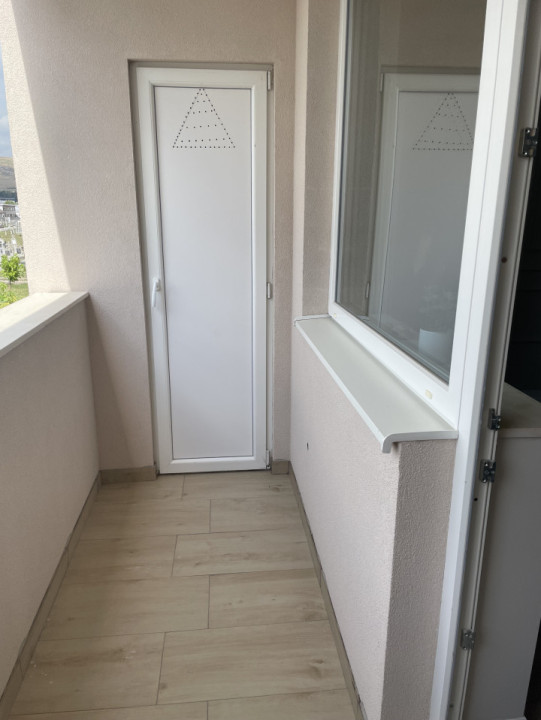 Nou, 3 camere centrul Florestiului mobilat si utilat