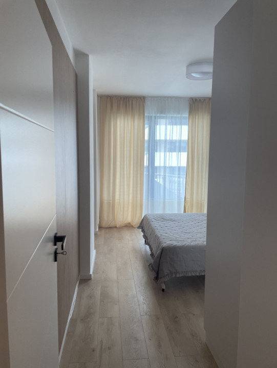 Inchiriere apartament 3 camere, cu garaj subteran in centrul Florestiului