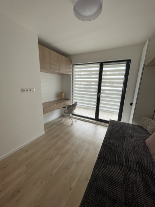 Inchiriere apartament 3 camere, cu garaj subteran in centrul Florestiului