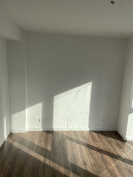 Apartament 3 camere finisat, mobilat partial pe Sesul de Sus