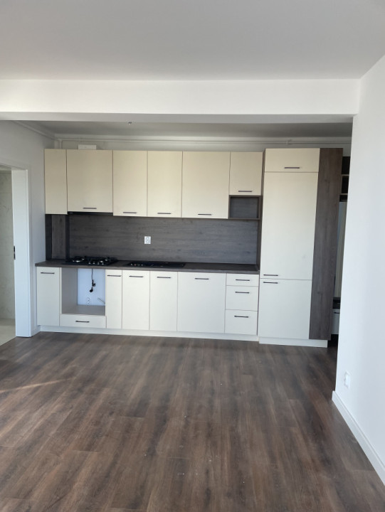 Apartament 3 camere finisat, mobilat partial pe Sesul de Sus