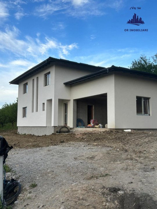 Casa individuala in Dezmir, zona Planoare