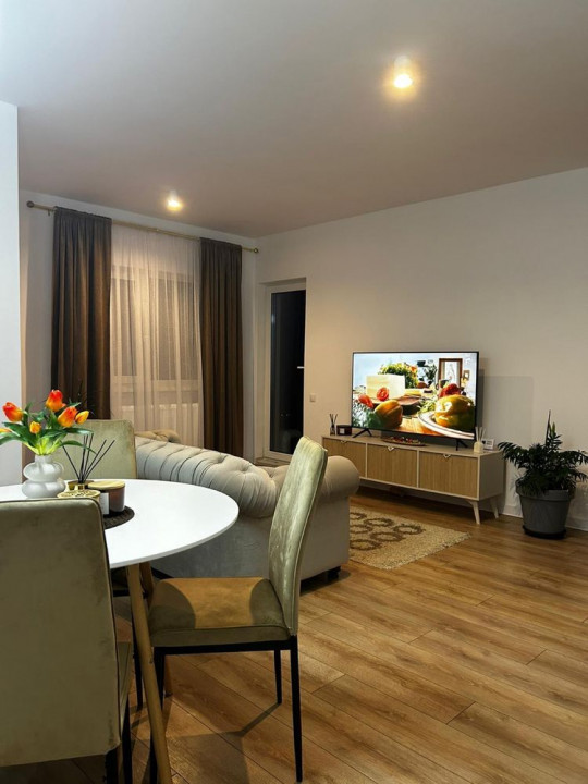 Apartament luminos cu 2 camere, zona Terra