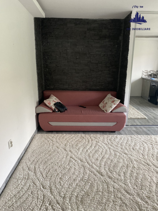 De vanzare apartament 2 camere str.Eroilor, Floresti