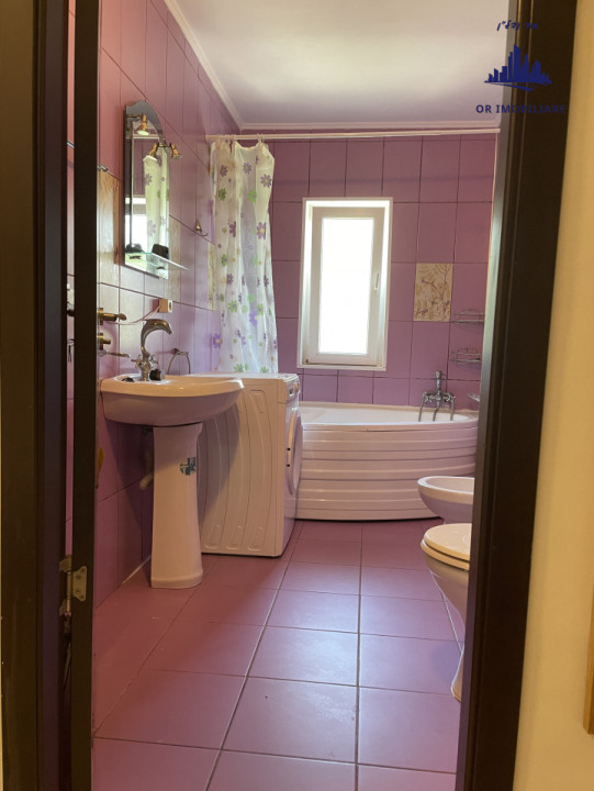 De vanzare apartament 2 camere str.Eroilor, Floresti