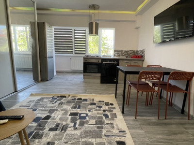 De vanzare apartament 2 camere str.Eroilor, Floresti